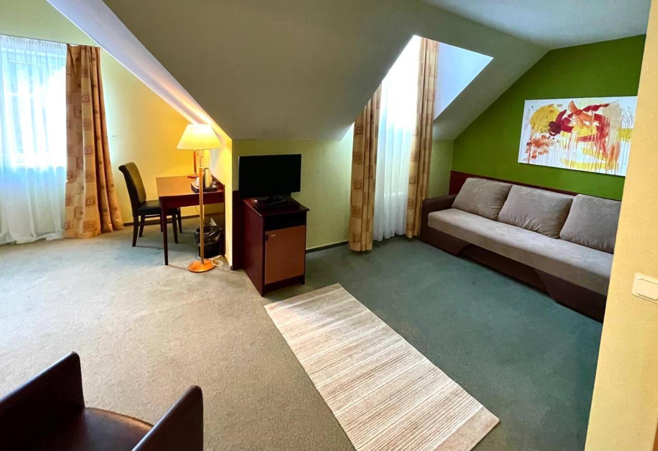 Hotel Lucky Fish Jūrkalne Exteriér fotografie